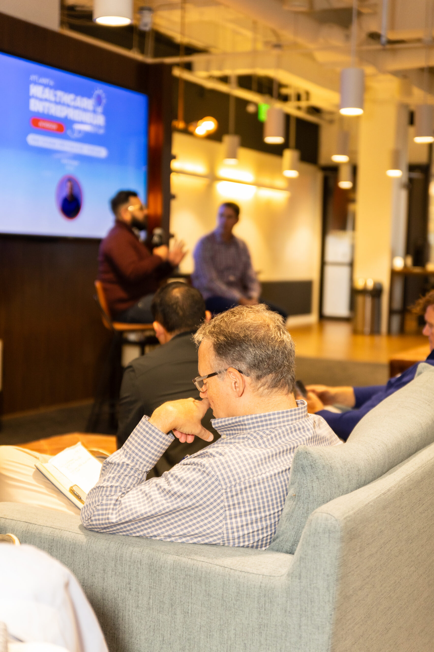 NPHub Healthcare Entrepreneur Meetup attendees